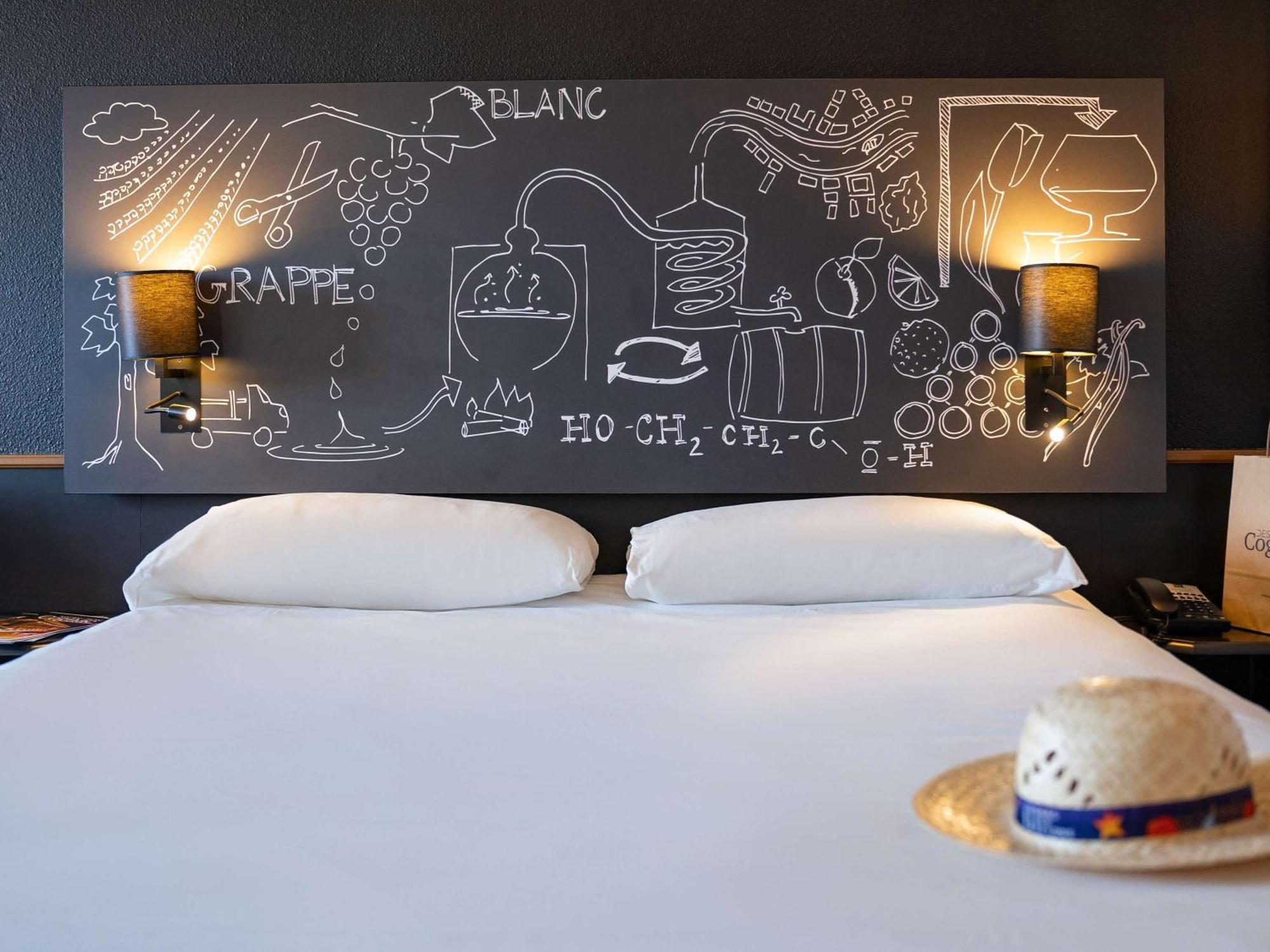 Ibis Styles Cognac Hotel Châteaubernard Kültér fotó
