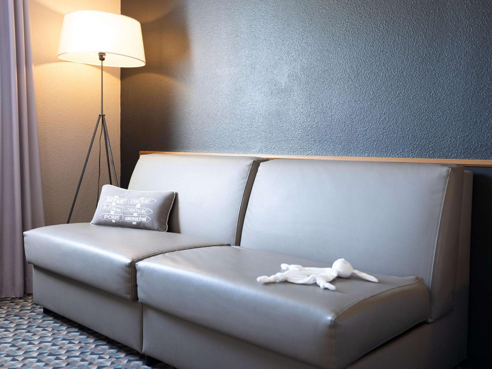 Ibis Styles Cognac Hotel Châteaubernard Kültér fotó